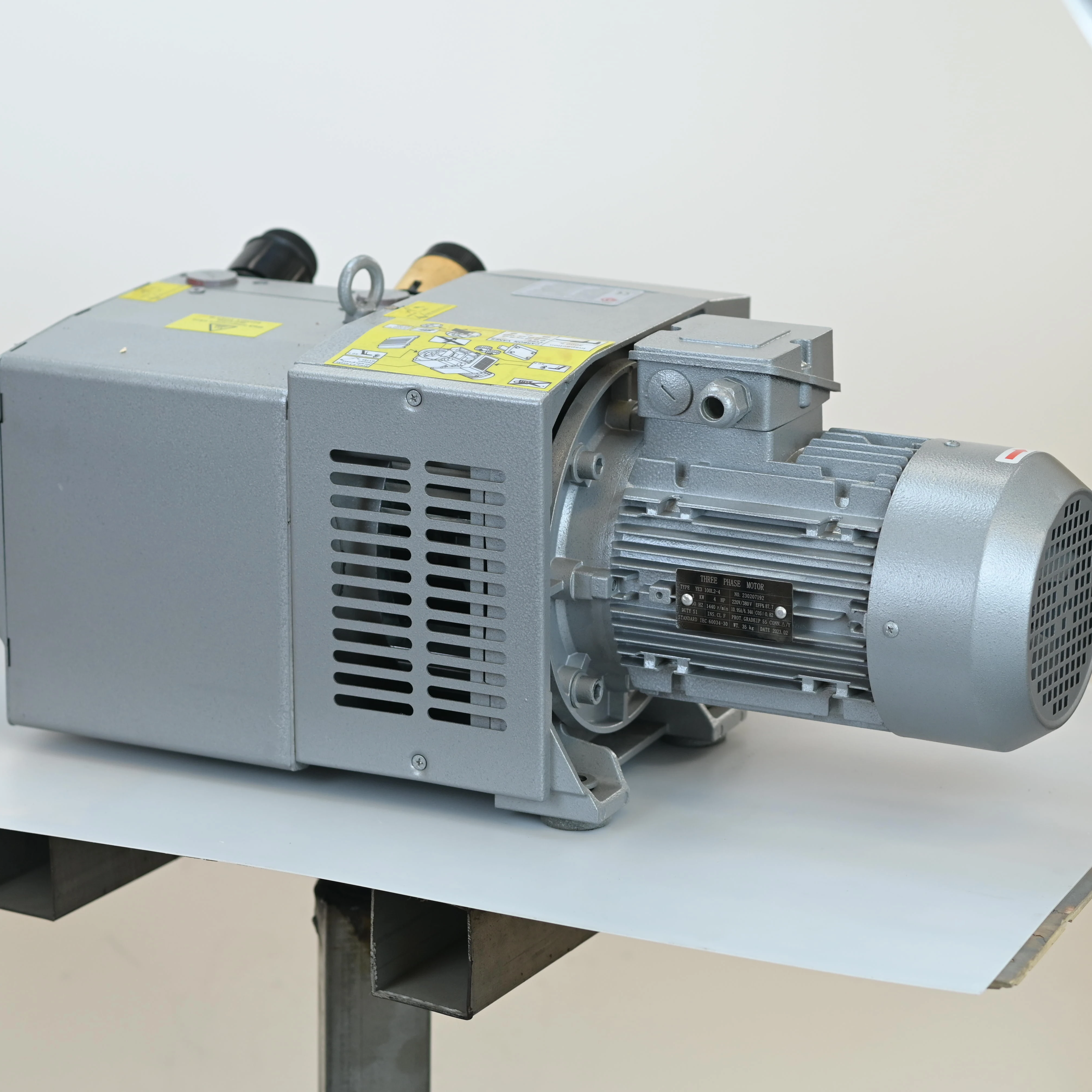 380 فولت 80 م 3 / ساعة -0.6 ميبار 600 بار مضخة تفريغ بدون زيت للمصنع الصيني الصناعي KVF80 مضخة تفريغ دوارة جافة