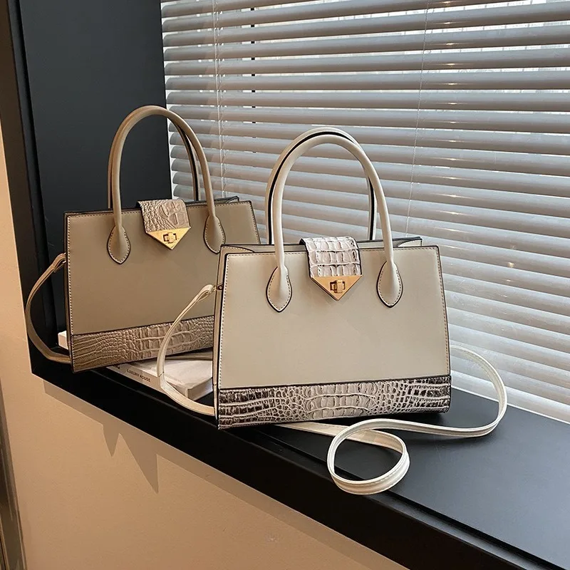 

Новая осенняя женская сумка, большая сумка, высококачественная женская портативная сумка через плечо большой вместимости с наклоном