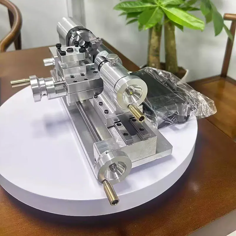 مخرطة صغيرة رائعة يمكنك صنعها بنفسك متعددة الوظائف لأعمال النجارة مخرطة صغيرة محمولة لسطح المكتب مخرطة صغيرة 220 فولت 80 وات 100-2500 دورة/دقيقة