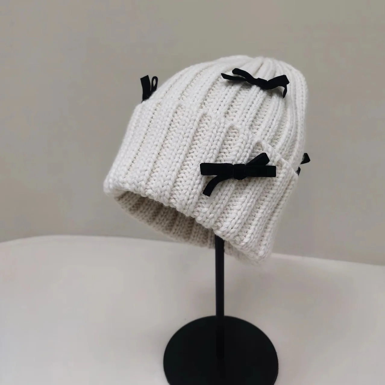 

Winter Bow Knitted Hat Thick Soft Slouchy Bonnet Cute Casual Earmuffs Cap for Women