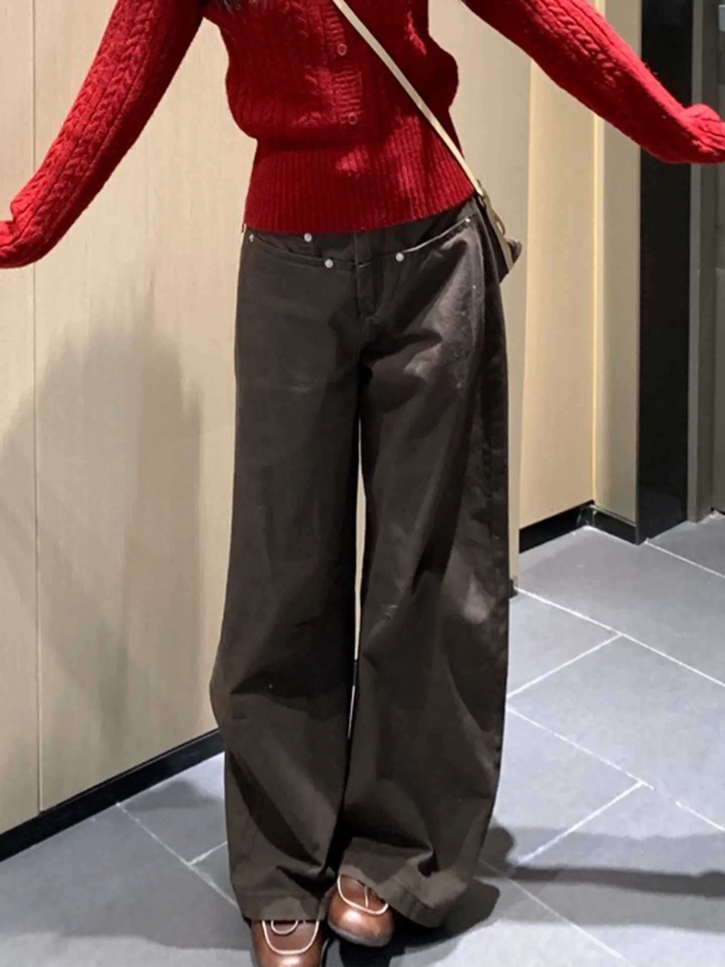 

Джинсы женские больших размеров, свободные, с широкими штанинами, с высокой талией, прямого кроя, расклешенные, джинсовые брюки, осенне-зимние, модные, повседневные, износостойкие