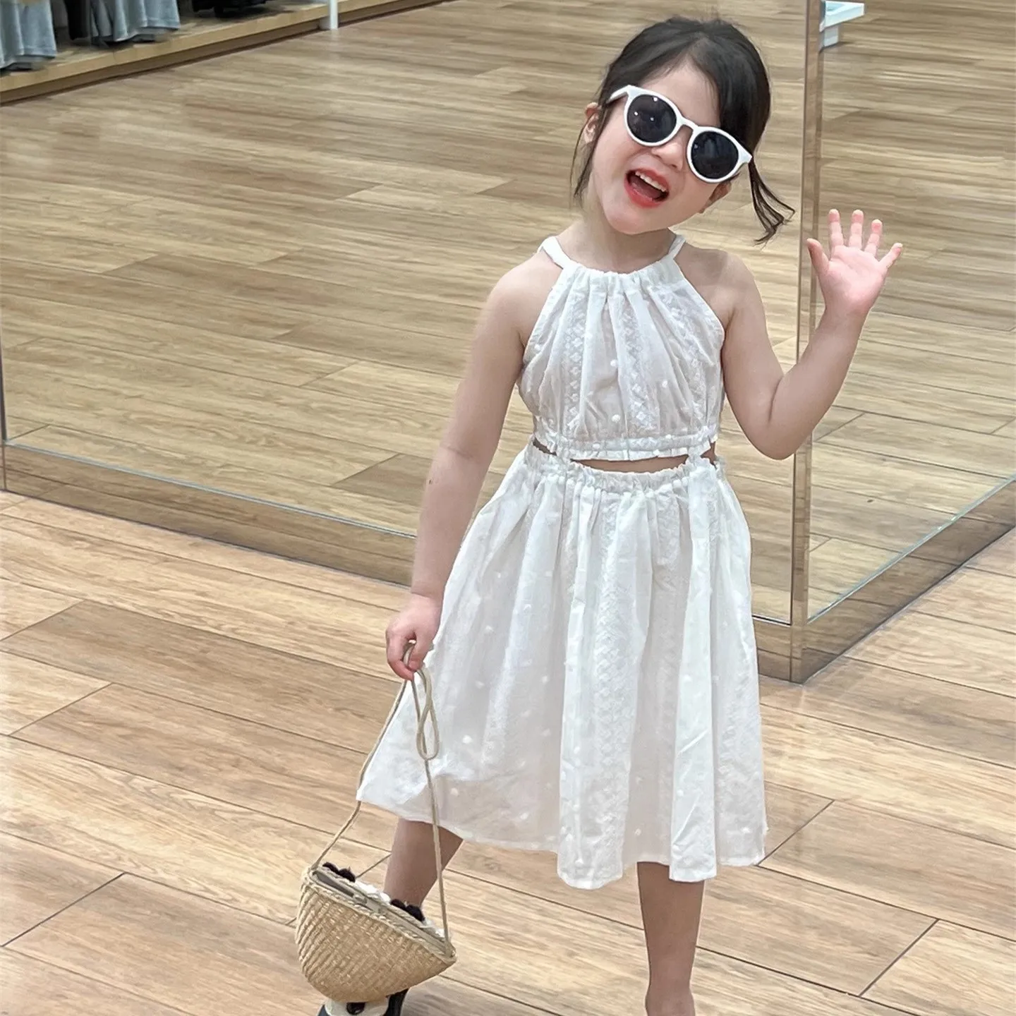 

Summer Baby Girls Cotton White Embroidered Show Waist Tie Back Suspender Dress Kids Sweet Sundress Children Outfit Skirt 2-9 Yr