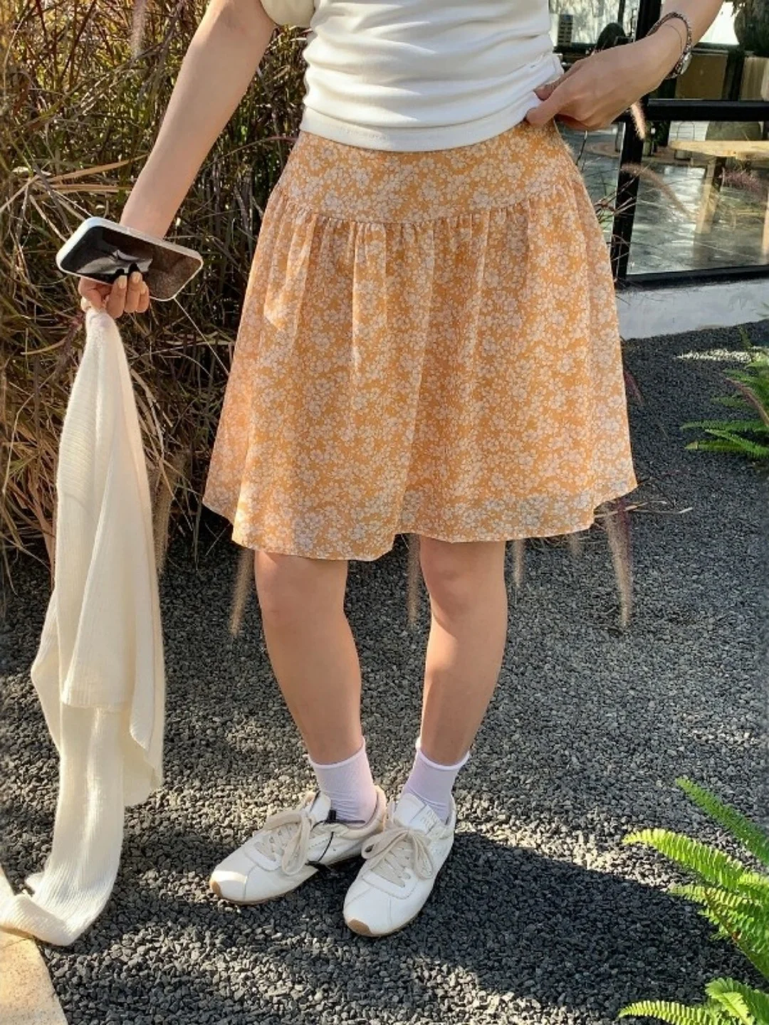 Breathable Chiffon Short Skirt Summer 2026 New Holiday Feel Yellow Floral Half-length Slimming Puffy Midi Skirt Minimalist Style