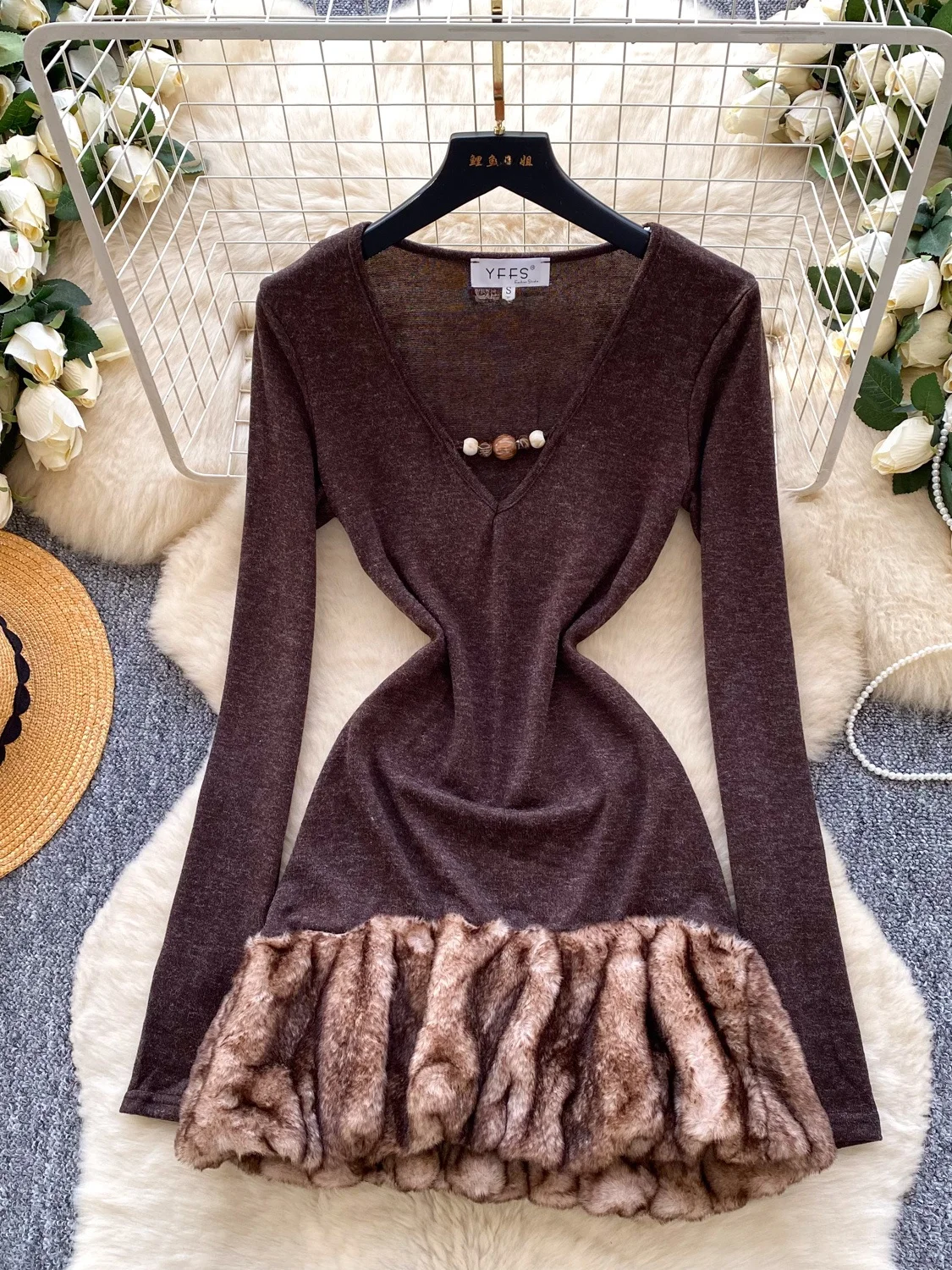 Vestido Retro de Manga Longa com Decote em V e Design de Corte em Camadas para Mulheres, Saia Curta em A com Cintura Alta par...