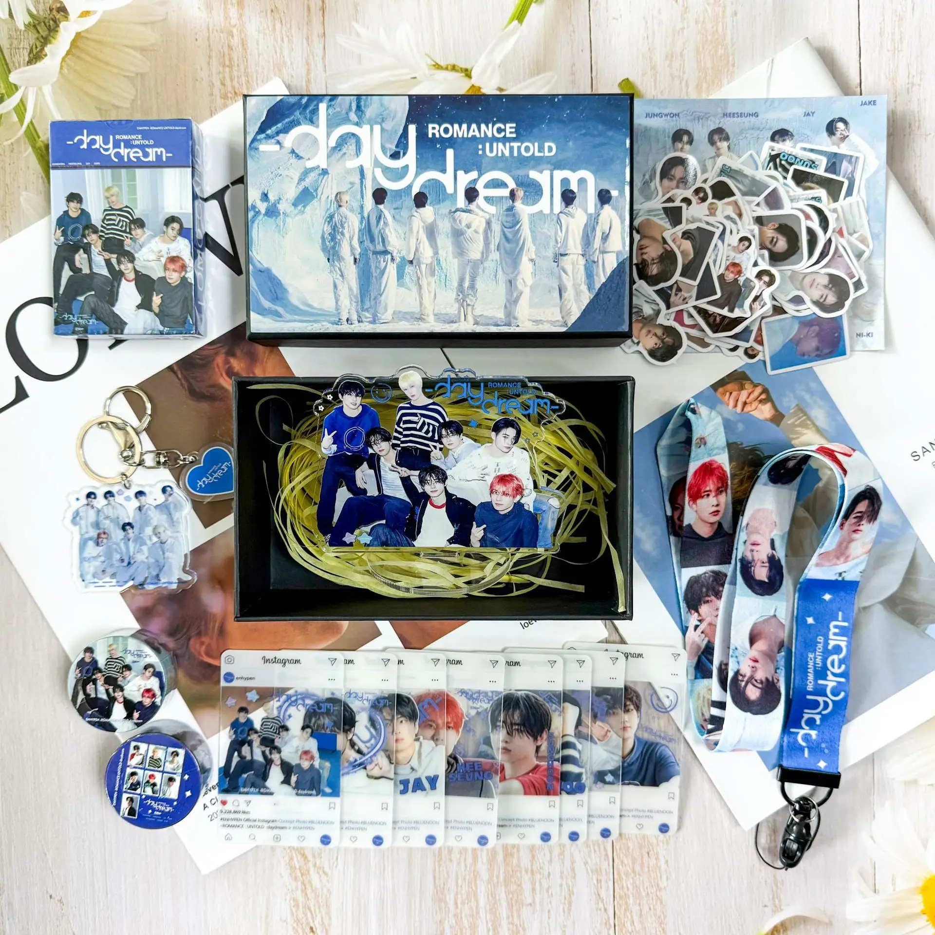 ENH Peripheral Keychain Sticker Gift Box New Album Daydream JUNGWON Stand Card Set Lee Heeseung Collection Gift