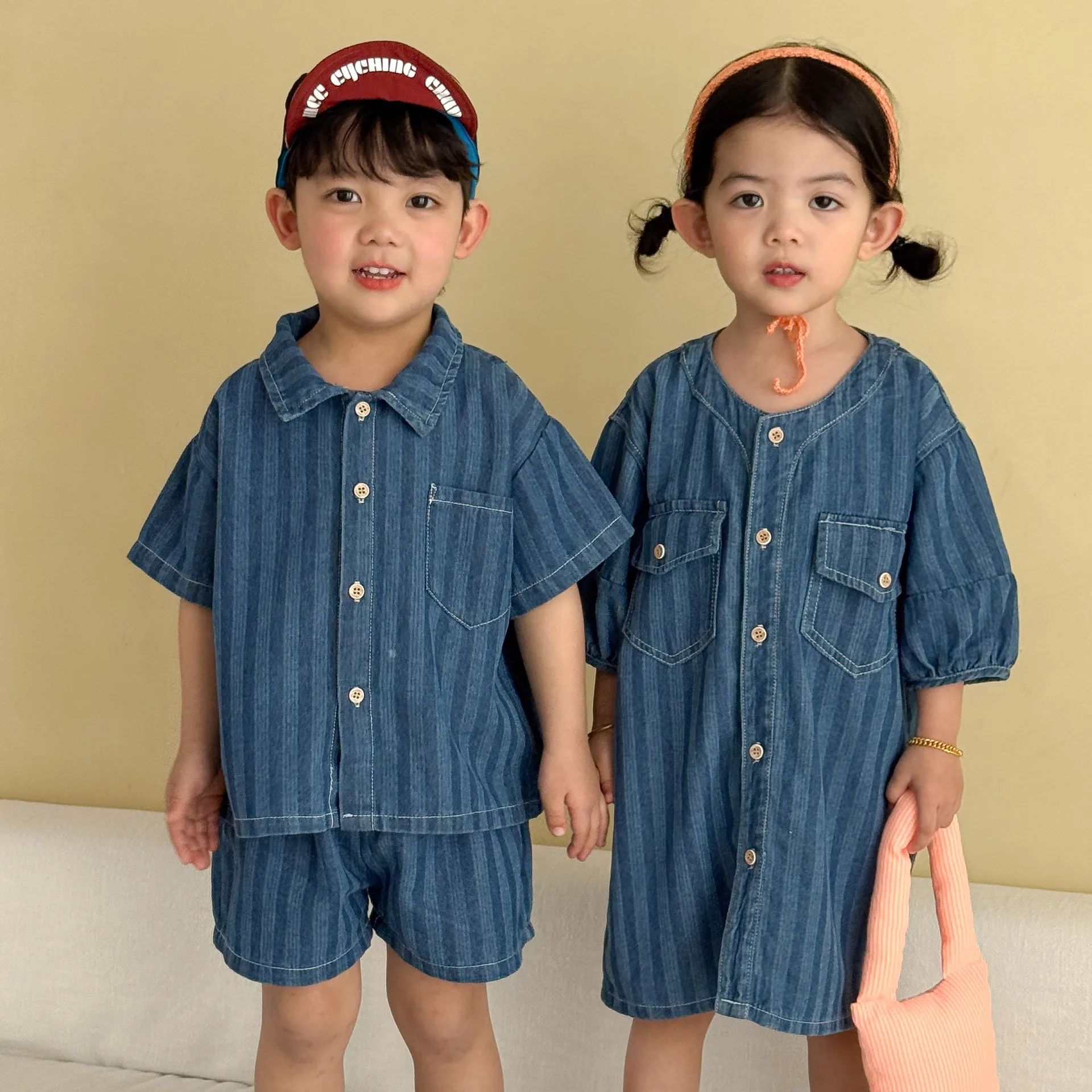 Set 2026 Spring and Summer New Childrens Clothing Korean Style Boys and Girls Denim Shirt Shorts Dress Brother and Sister
