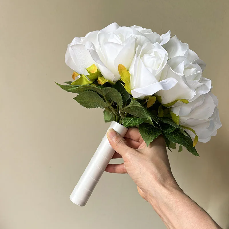 Ramo de novia, ramo de boda personalizado, accesorios de matrimonio para dama de honor, centros de mesa de boda blancos, flores artificiales hechas a mano