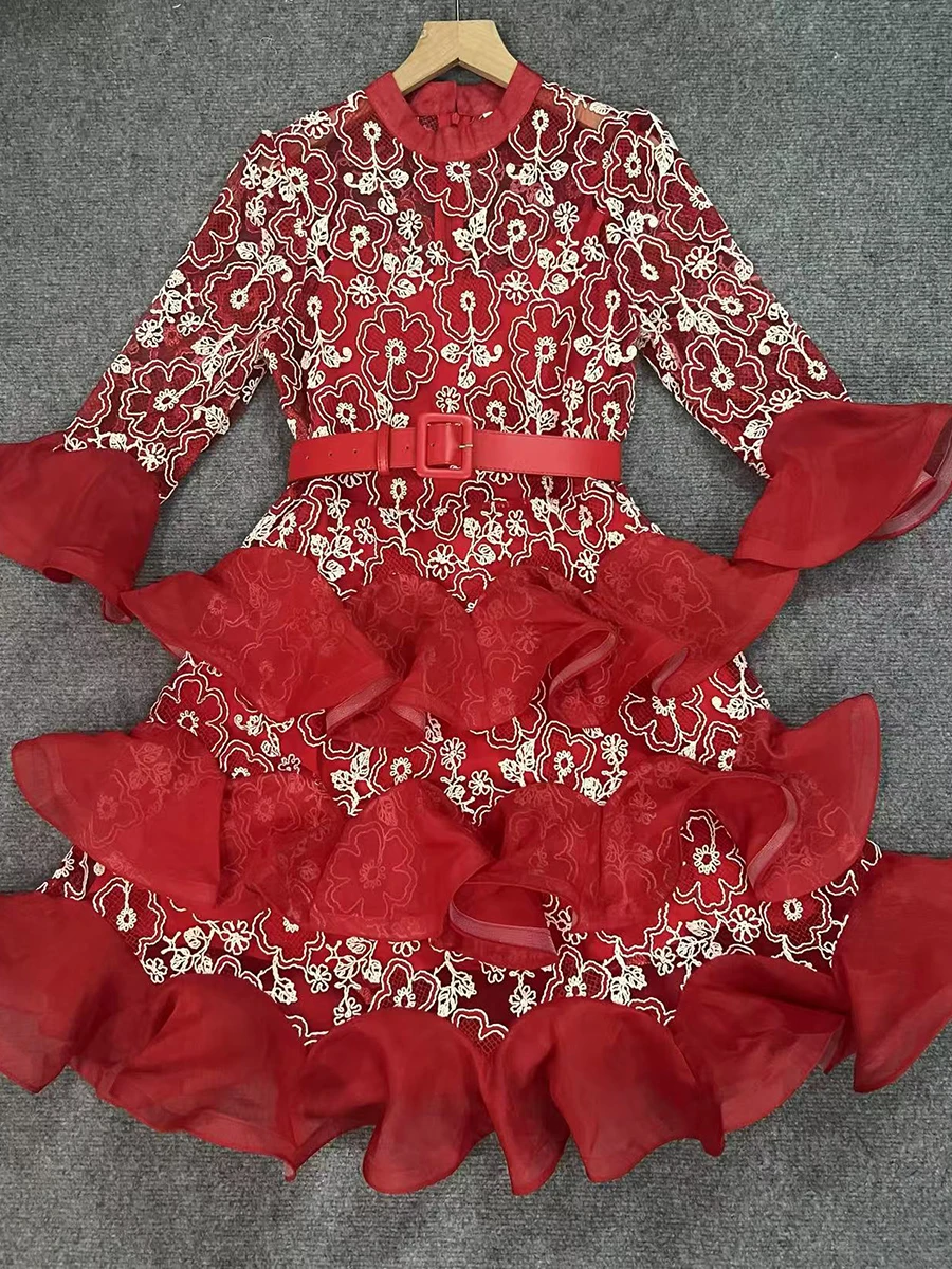 TWOTWINSTYLEsolid pure épissé broderie robes pour femmes col rond demi manches Patchwork volants plis robe femme nouveau