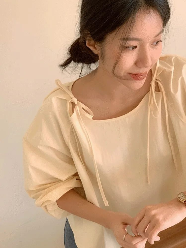 세련된 봄 안티 에이징 나비 매듭 느슨한 어깨 슬리브 태양 보호 루즈 셔츠 탑 신선한 스타일 통근 캐주얼 퓨어 컬러