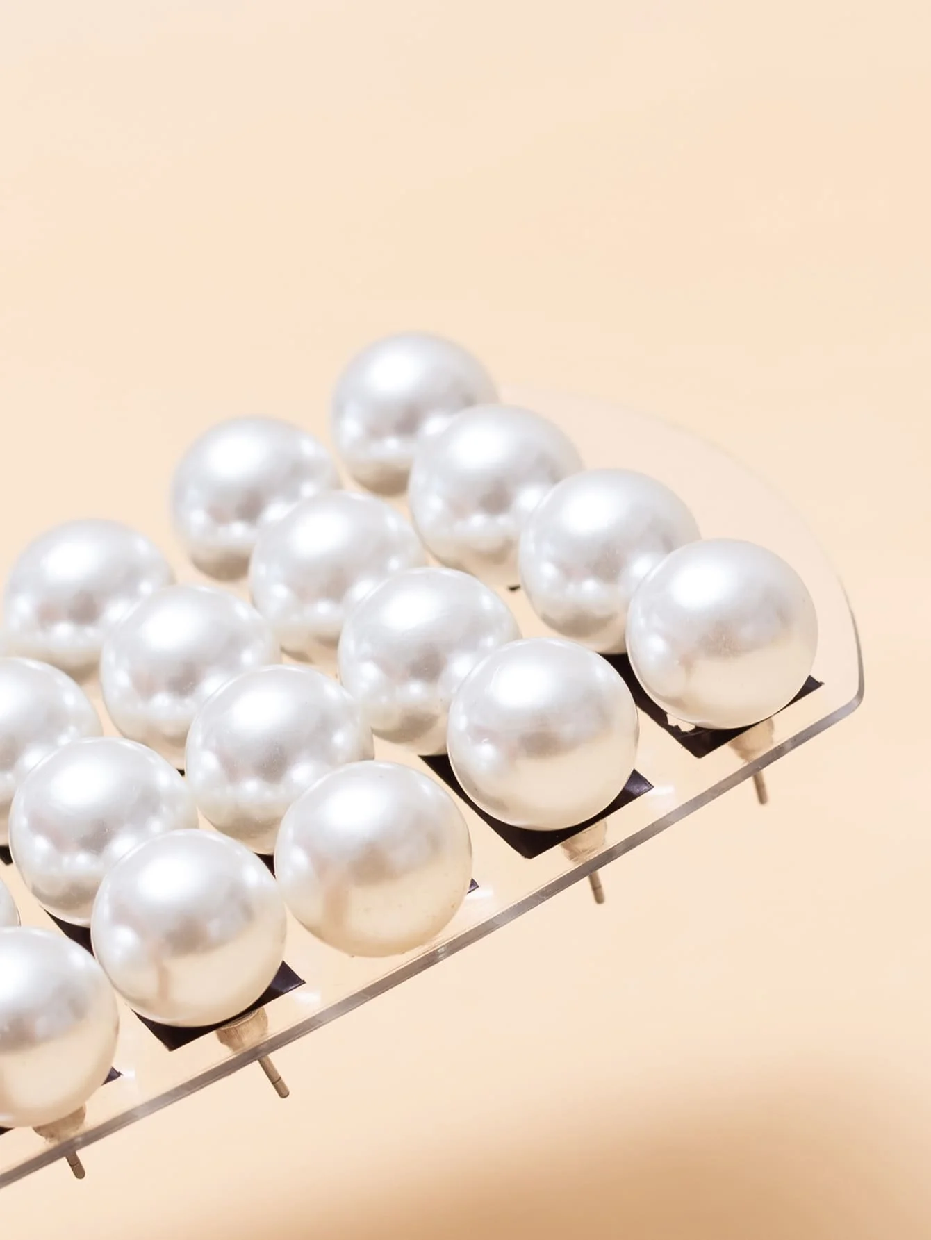 

12 Pairs Faux Pearl Stud Earrings For Women Classic Round Design