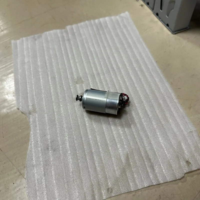 

1 шт. двигатель каретки CR для Epson R330 R280 R285 R290 RX595 RX610 R690 RX690 TX650 T50 T59 T60 P50 A50 P60 L800 L801 L805