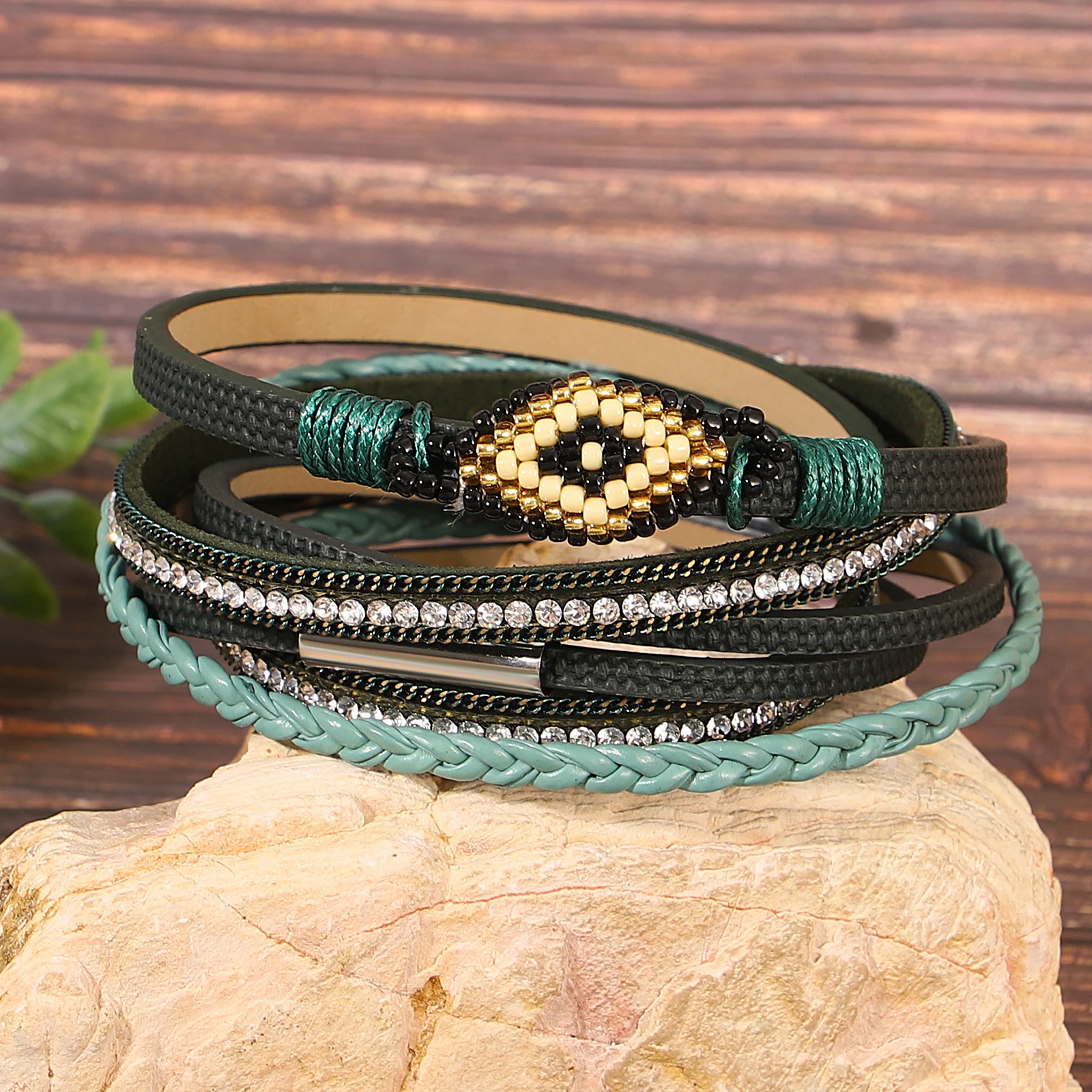 

Amorcome Vintage Irregular Multilayer Woven Leather Bracelet for Women Rice Bead Rope Chain Wrapped Bracelet Hand Jewelry