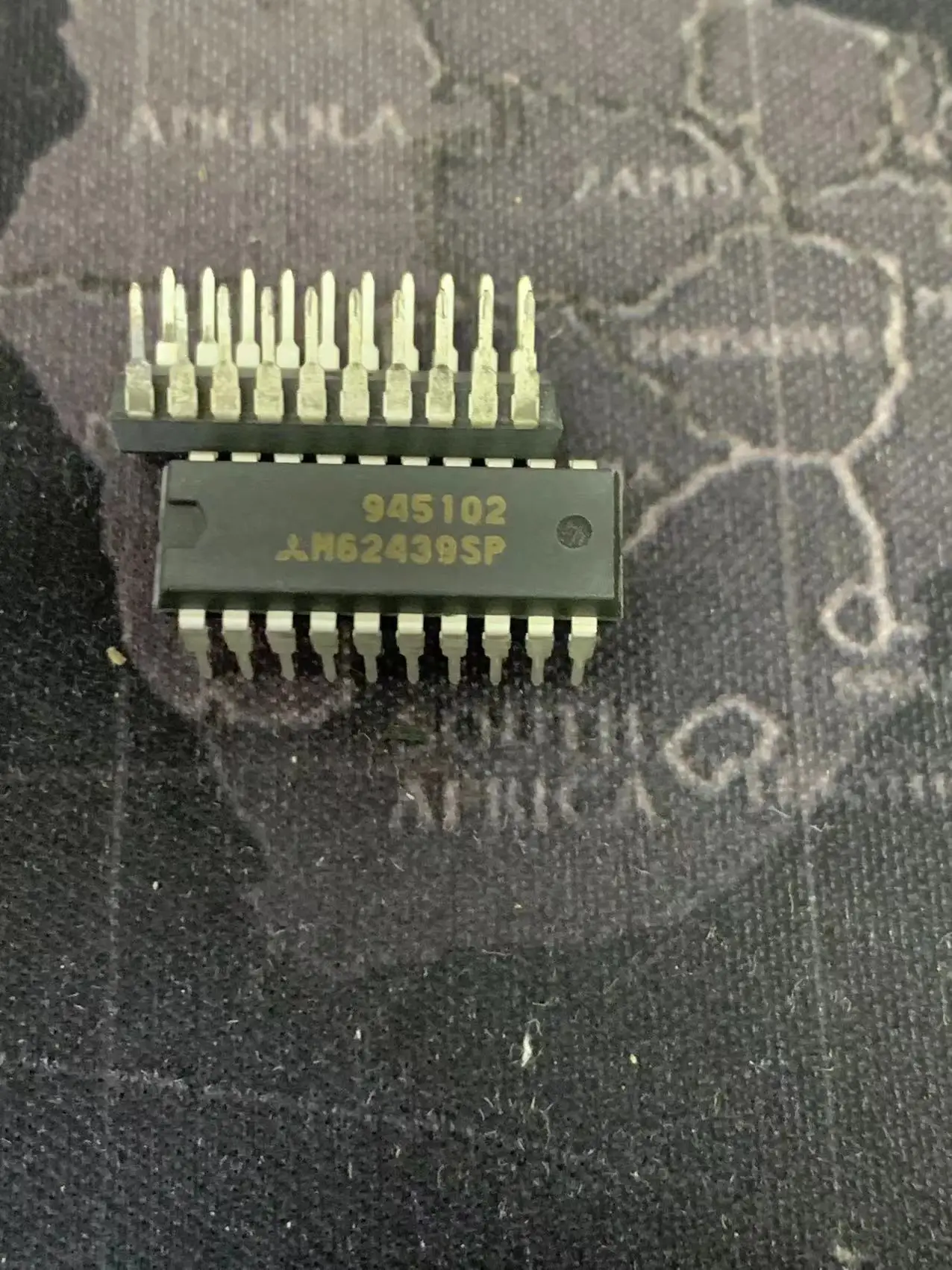 

M62439SP (1 шт.) интегральная микросхема, совершенно новая на складе, гарантия качества