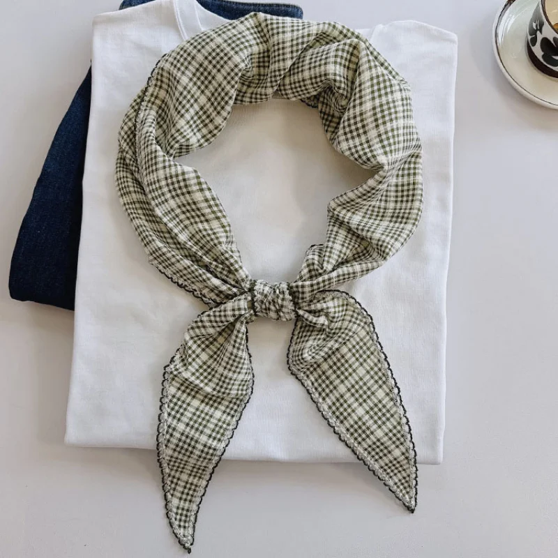 

Изогнутый маленький клетчатый шарф из хлопка и полиэстера для женщин, мягкий, в новом японском и корейском стиле, художественный шарф на шею1