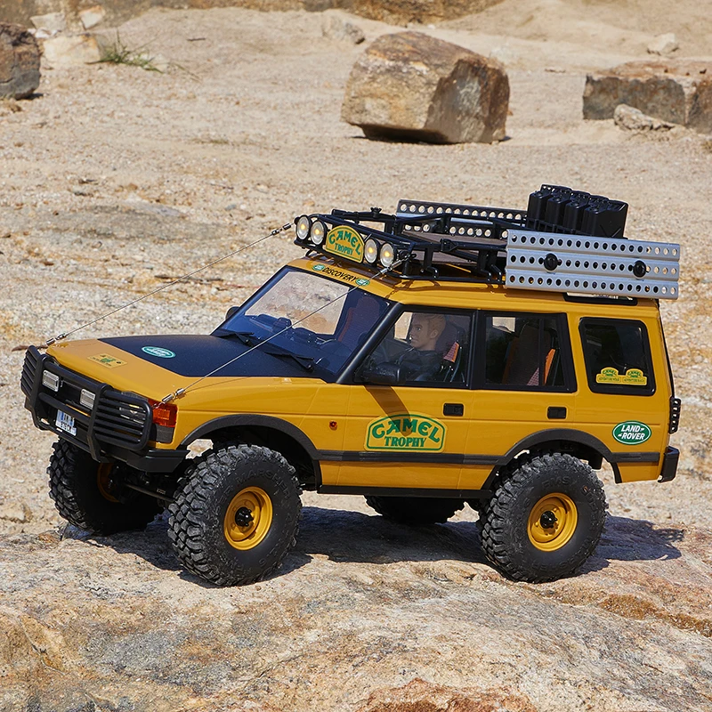 Escala 1:10 FMS FCX10 Camel Cup RC Crawler 4WD Caminhão de controle remoto Simulação Veículo de escalada Brinquedo para adultos e meninos