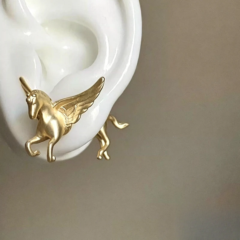 Gold Silver 3D Stereo Horse Stud Earrings Stainless Steel Fashion Animal Earrings Unisex Designer Jewelry Gift