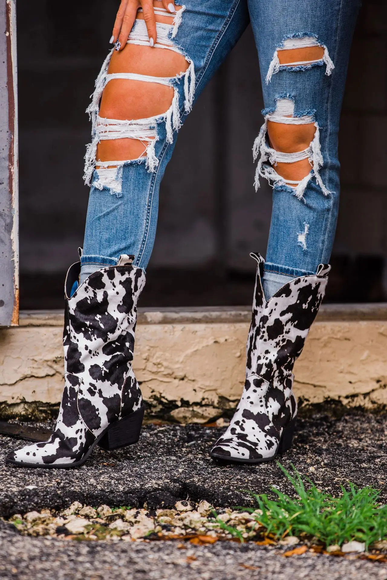 Western-Cowgirl-Stiefel mit Kuhmuster für Damen, Retro-Spitze, Blockabsatz, Halbhohe Stiefel für Party, Konzert, Alltag und Freizeitkleidung – Detail 5