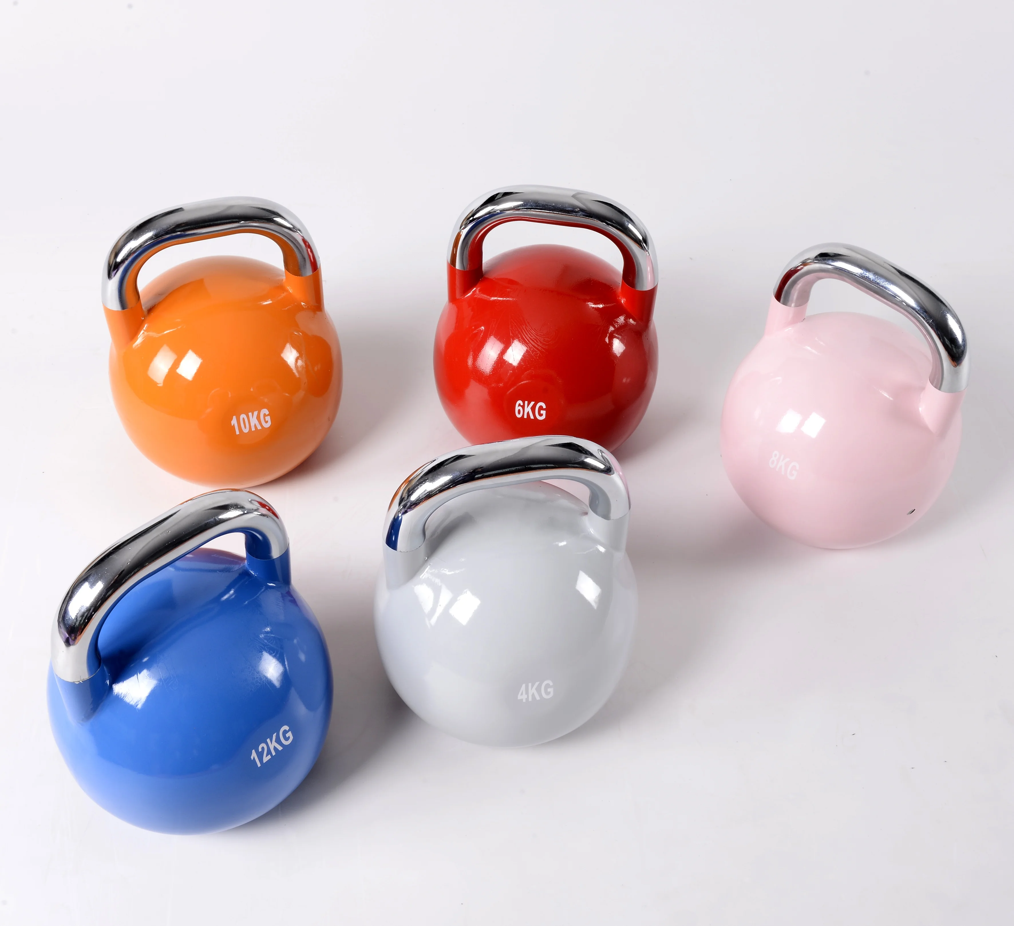 ensemble-de-kettlebells-en-fonte-revetue-pour-la-competition-ideal-pour-l'entrainement-en-salle-de-sport-meilleur-prix-poids-varies