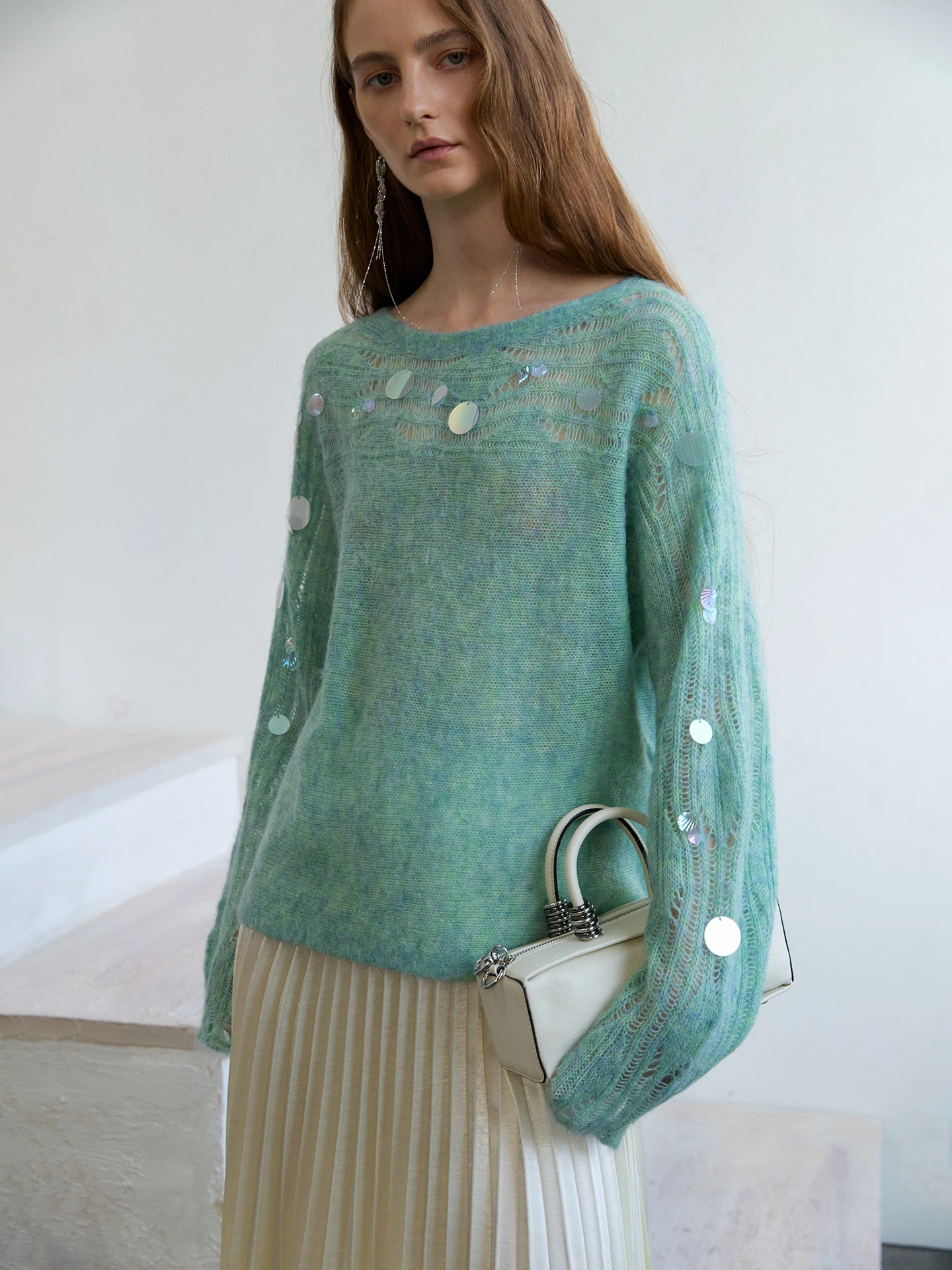 

Hand-Sewn Shiny Sequin Hollow Texture One-Shoulder Loose Knitted Sweater Women's Alpaca Wool Crew Neck Pullover Casual Style