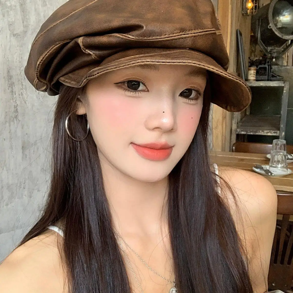 PU Leather Beret Hat for Women Newsboy Cap Baker Boy Hat Flat Cap Cabbie Hat Adjustable Stitching Distressed Berets