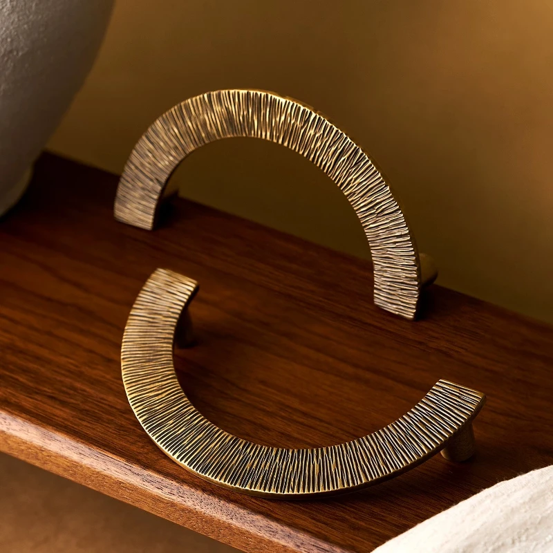 Bronze Half Moon Knobs Handmade Hammer Cabinet Door Handle Desk Drawer Pulls Furniture Hardware Kitchen Accessories
