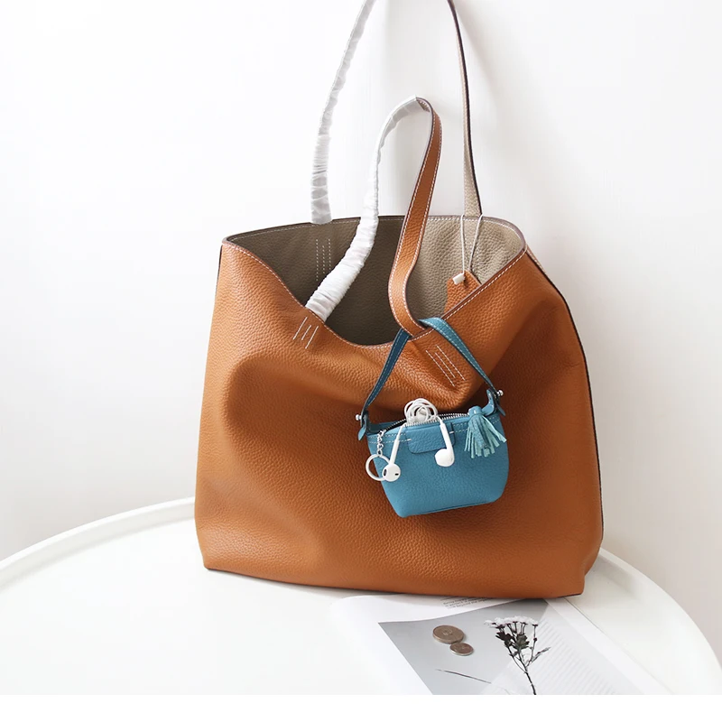 

Large capacity genuine leather totes bags full grain leather Shoulder bag Both sides all use real leather Composite Bag