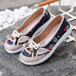 Buty damskie Kawaii płaskie z kokardą śliczne płócienne obuwie damskie wsuwane na luksus oferują codzienną rutynę jesienną koreańską bezpłatną wysyłkę 39 za