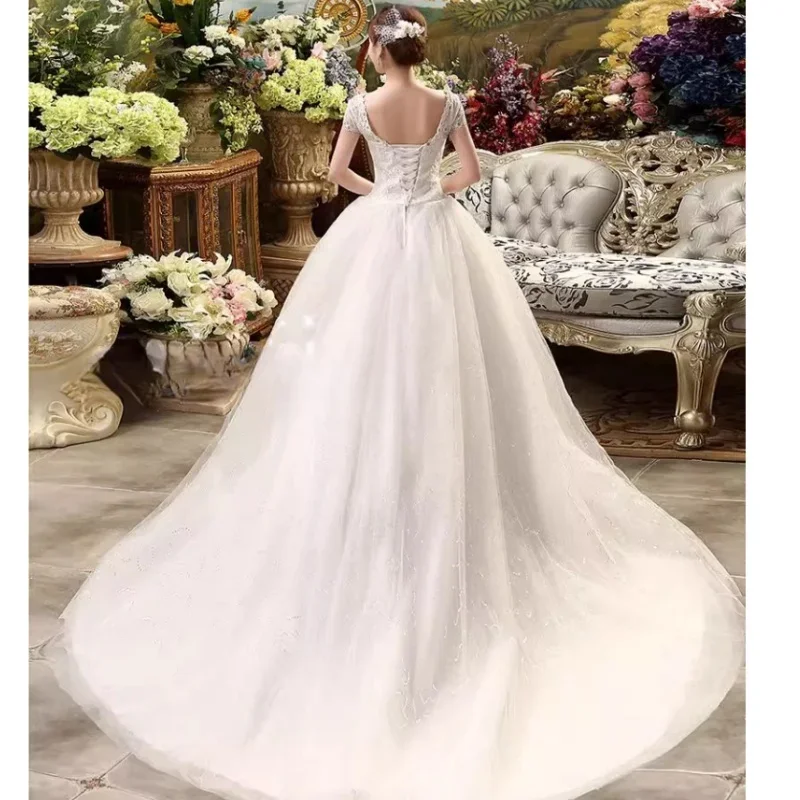 Vestidos de novia blancos baratos, cuello redondo, mangas cortas, encaje de cristal, Princesa, longitud hasta el suelo, talla grande, lentejuelas, vestidos de novia