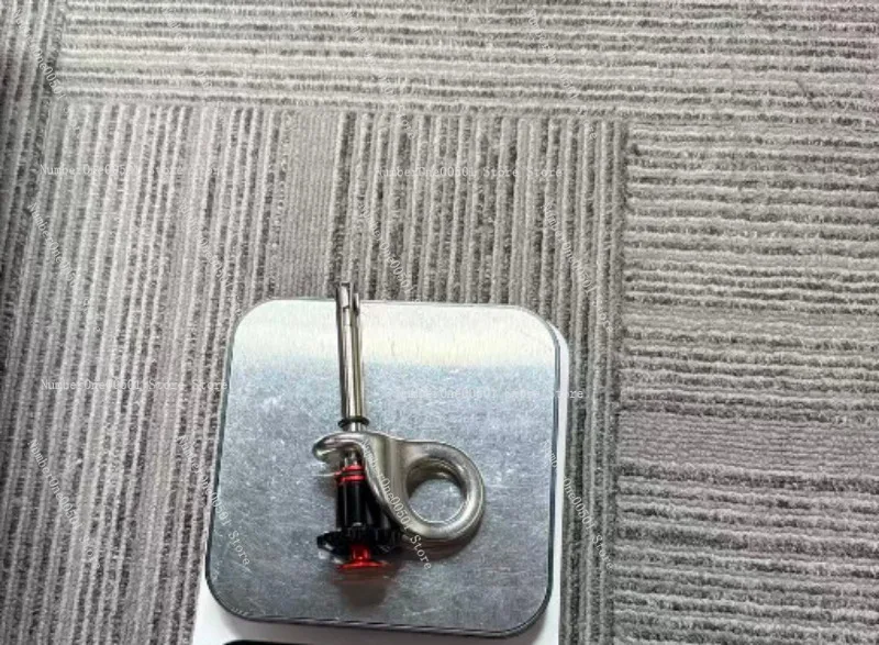 

Быстросъемный болт-анкер M8 из нержавеющей стали для крепления веревок