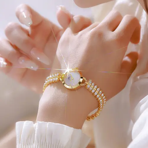 Watches and accessoriesNew light luxury exquisite small gold tassel retro high-end watcha gift for womenfashionable quartz watch - Image 2