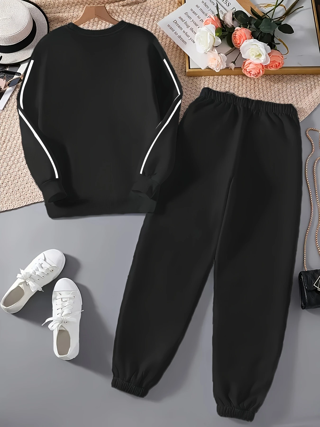 Personalized Printed Long-Sleeve Classic Two-Stripe Set, Loose Fit Sweatshirt, Jogging Pants, Casual, Relaxed, Comfortable Crew Neck Pullover, Crew Neck Sweatshirt + Wide-Leg Pants Two-Piece Set for Autumn and Winter, Office and Home Wear, Women's Clothing