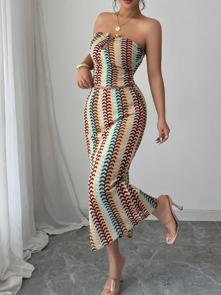 

Women's Two-Piece Set Color Striped Strapless Skirt Slim Fit Two-Piece Set Vacation Style Backless Crop Top And Skirts Skirt Set