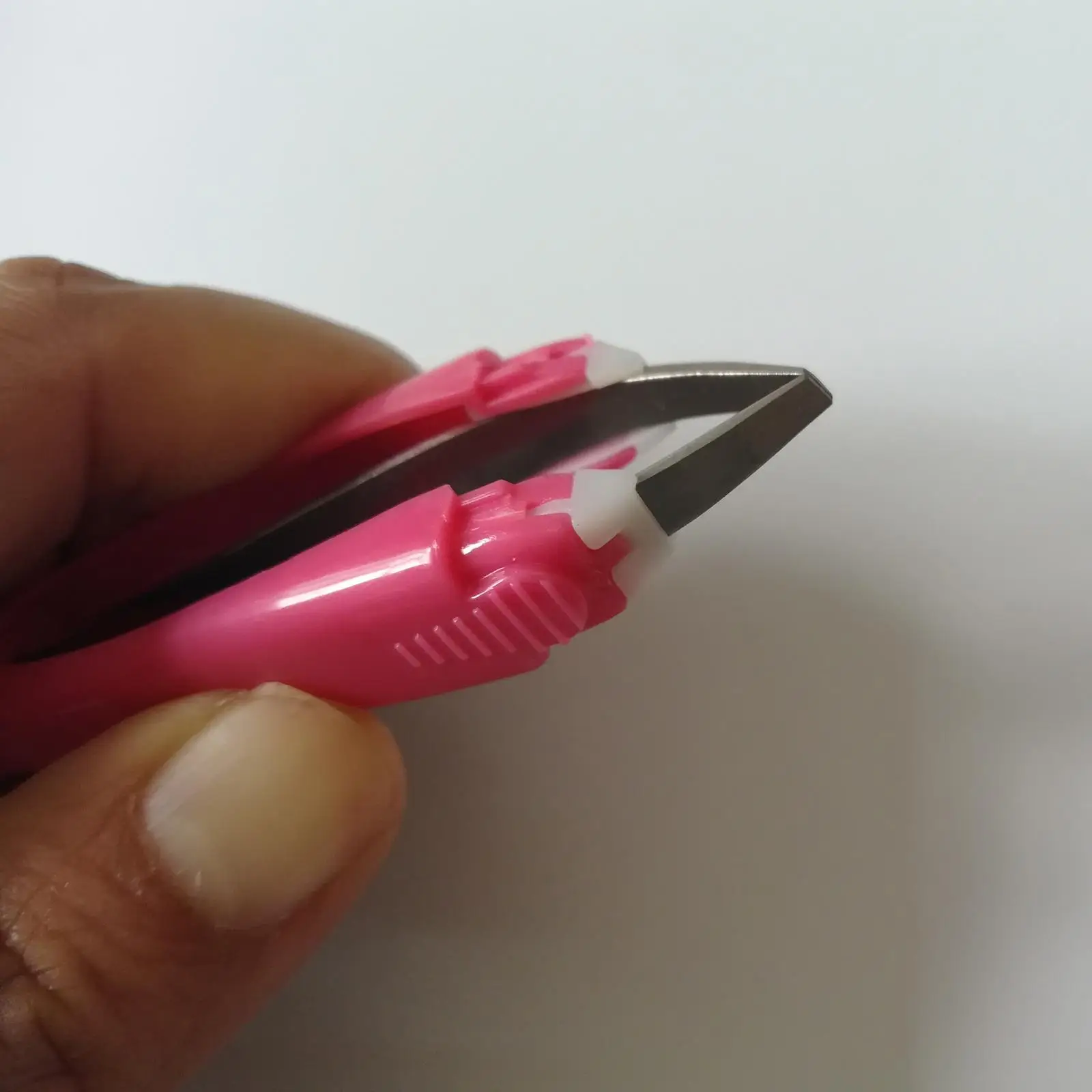 แหนบถอนขนคิ้ว ปลายเฉียง คลิปกำจัดขนคิ้ว ที่ถอนขนคิ้ว กรรไกรตัดขนคิ้ว