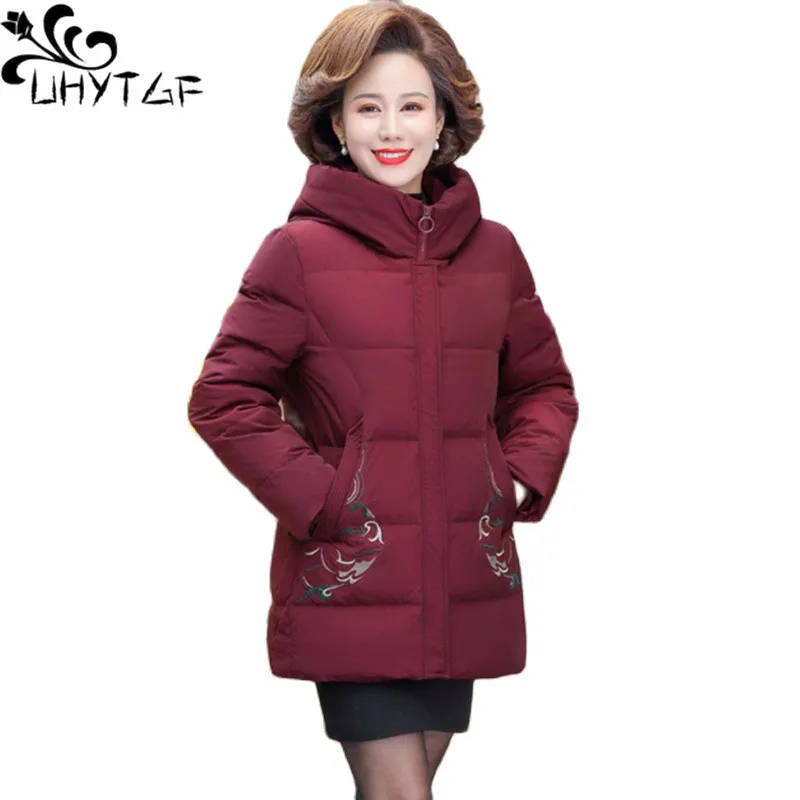 UHYTGF XL-5XL Casual Mom Winter Parkas Jacket Womens Hooded Thicken Cold Proof Warm Coat Female Quality Down Cotton Overcoat 201