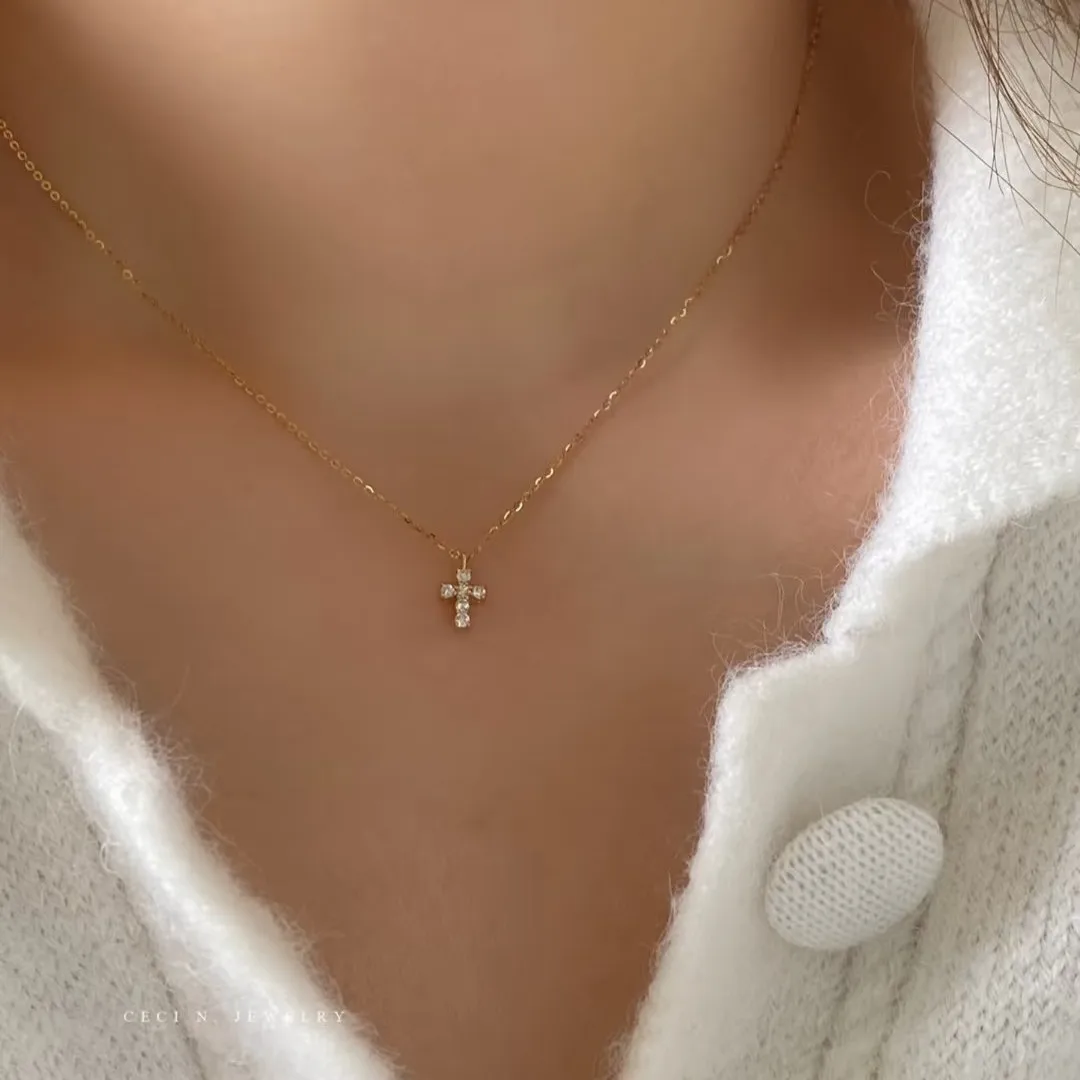 

S925 Sterling Silver Cross Pendant Necklace for Women Zircon Classic Clavicle Chain Jewelry