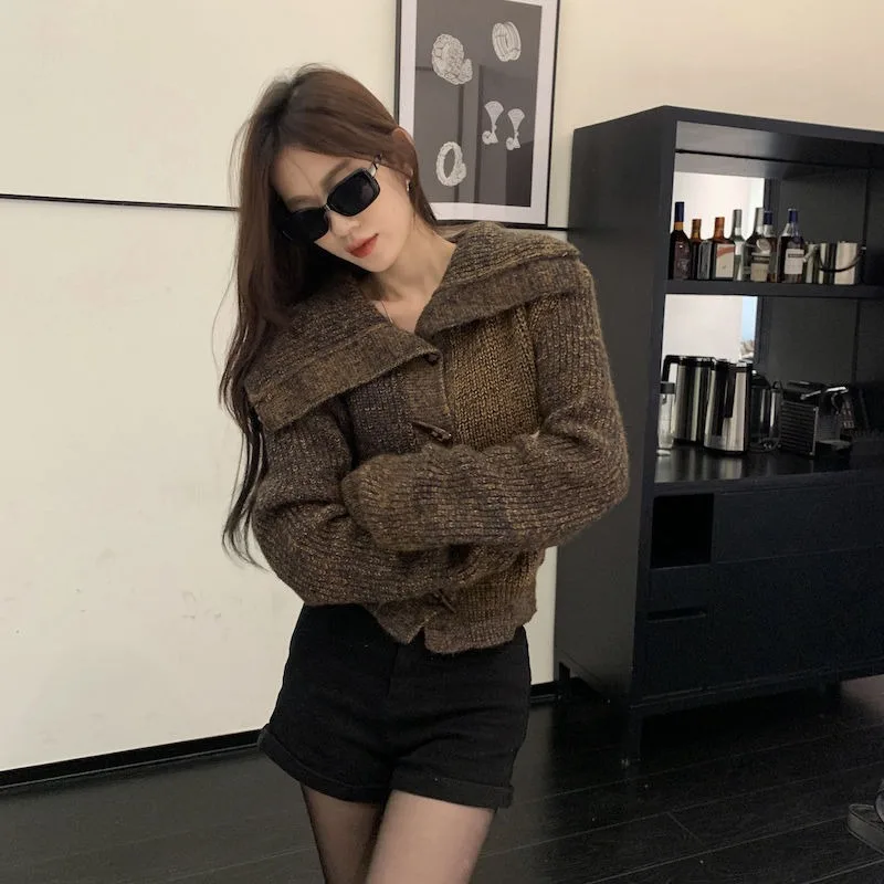 

Свитер с лацканами в стиле ретро, куртка-кардиган, женский осенне-зимний новый свободный вязаный топ с роговой пуговицей