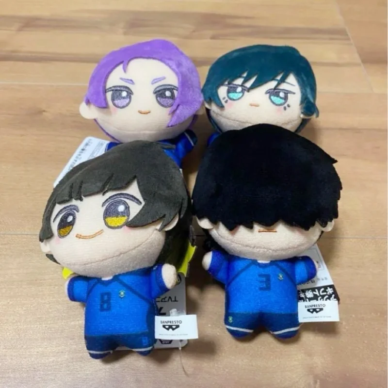 

Горячий оригинальный Banpresto Blue Lock Isagi Yoichi Nagi Reo Rin аниме плюшевые фигурки Kawaii милая кукла модные игрушки-подвески фанаты подарки