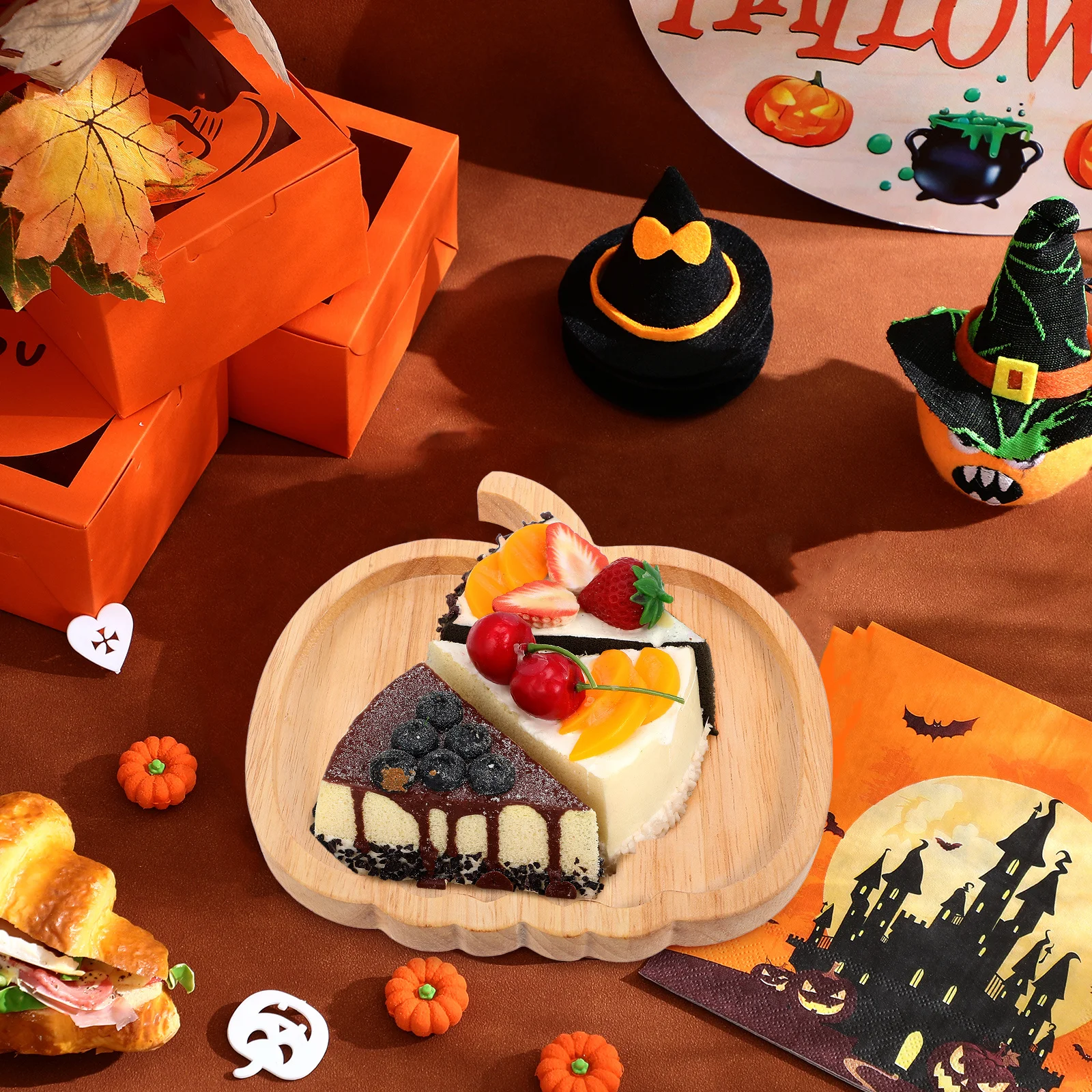

Pumpkin Shape Wood Fruit Plate Wooden Serving Plate for Snacks Desserts Pastry Halloween Food Display Domestic Use