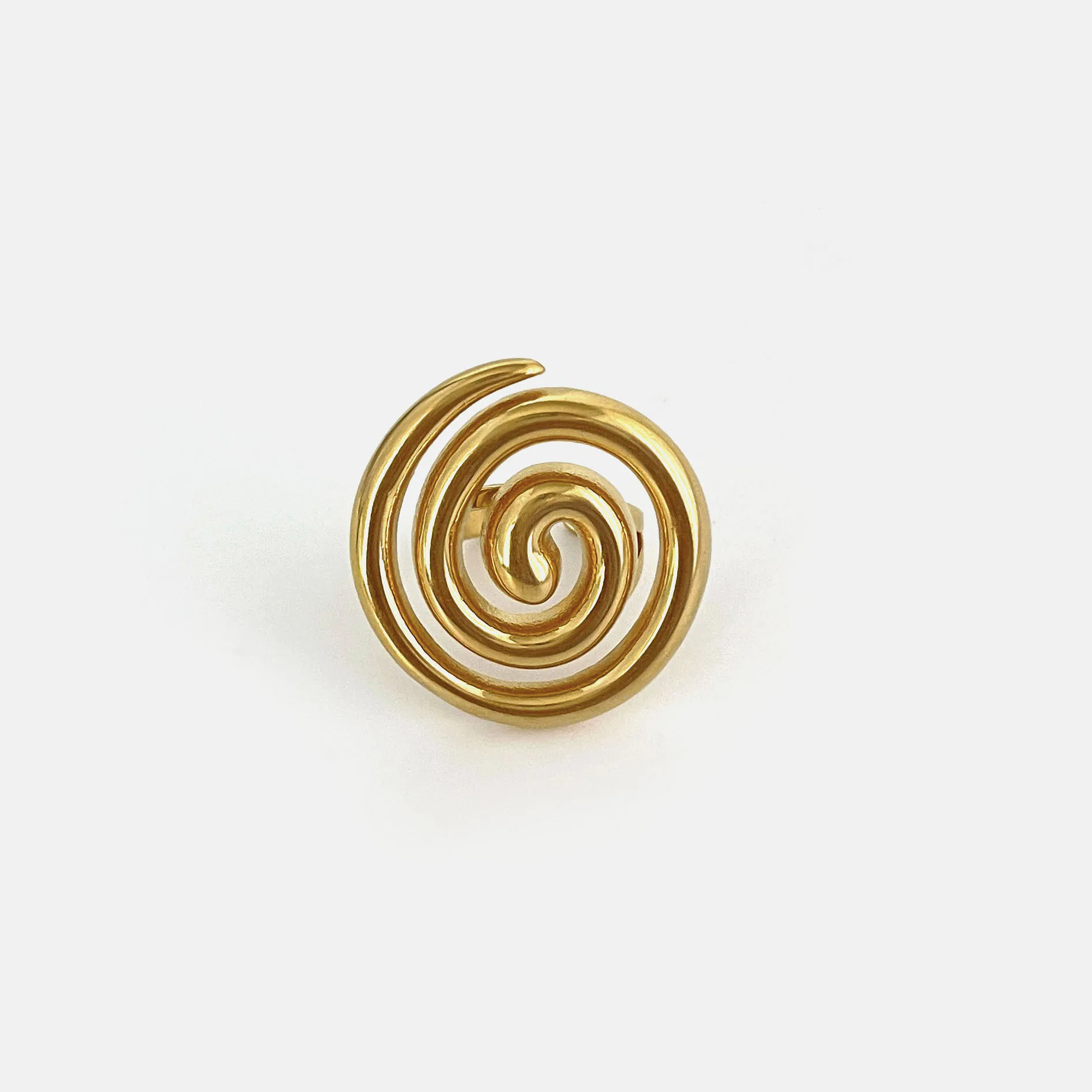 New ins Stainless Steel Hollow Conch Spiral Ring For Women Vintage Gold Non Fading Conch Rings Fashion Jewelry Gift