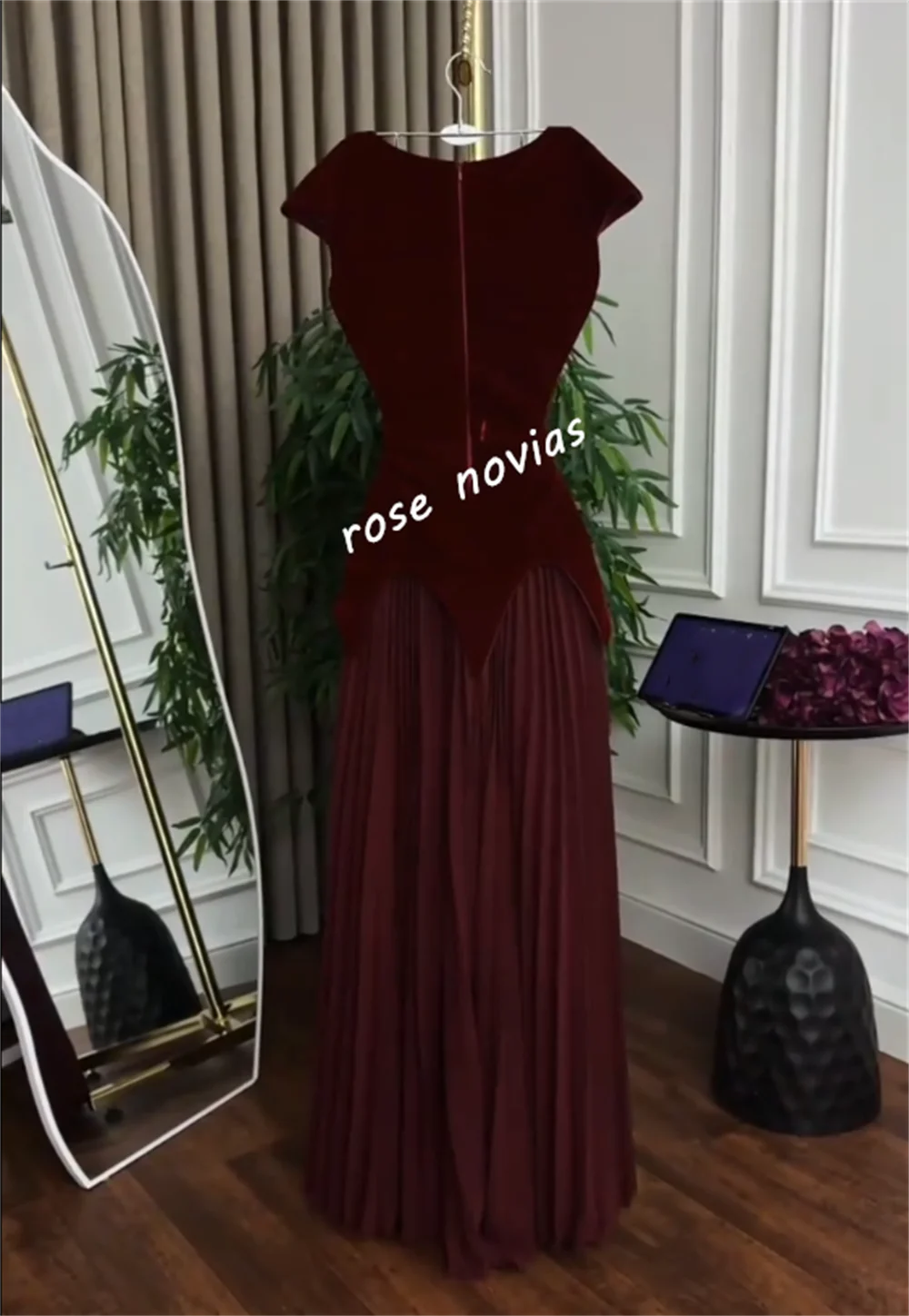 Customized Formal Evening Dress Pleat Rhinestone O-Neck A-line Long Dresses Bespoke Occasion Classic Elegant Party Retro