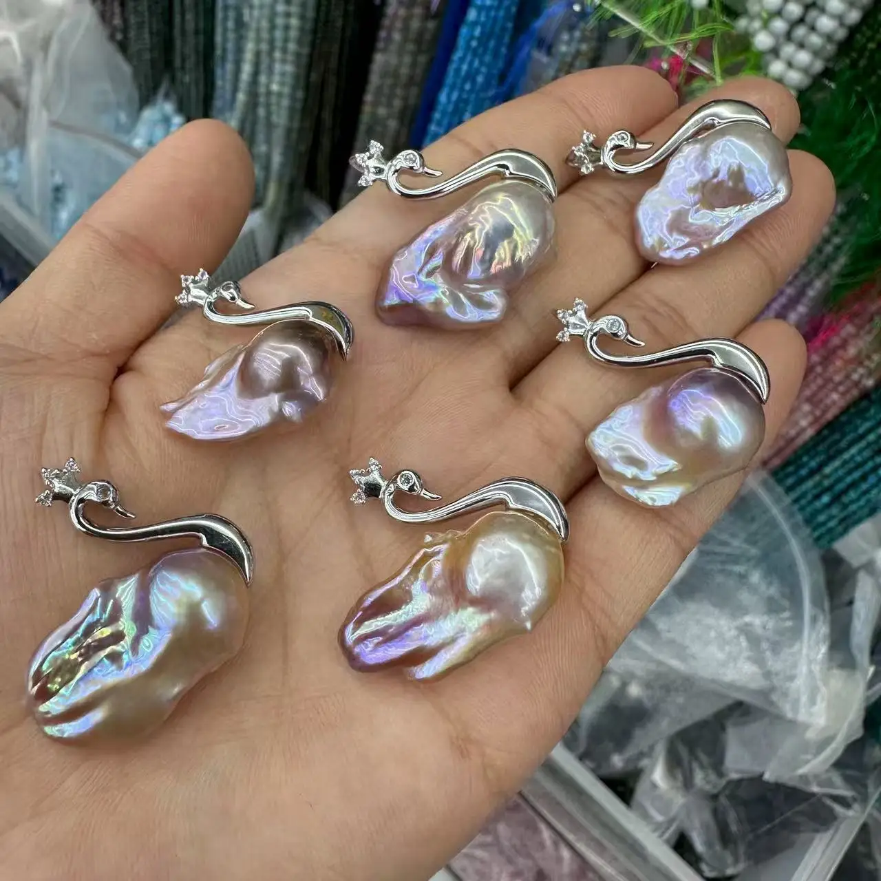

AAAA Good Natural Colorful S925 Baroque Pearl Cygnet Shape Gemstone Pendant Jewelry Accessories Wholesale