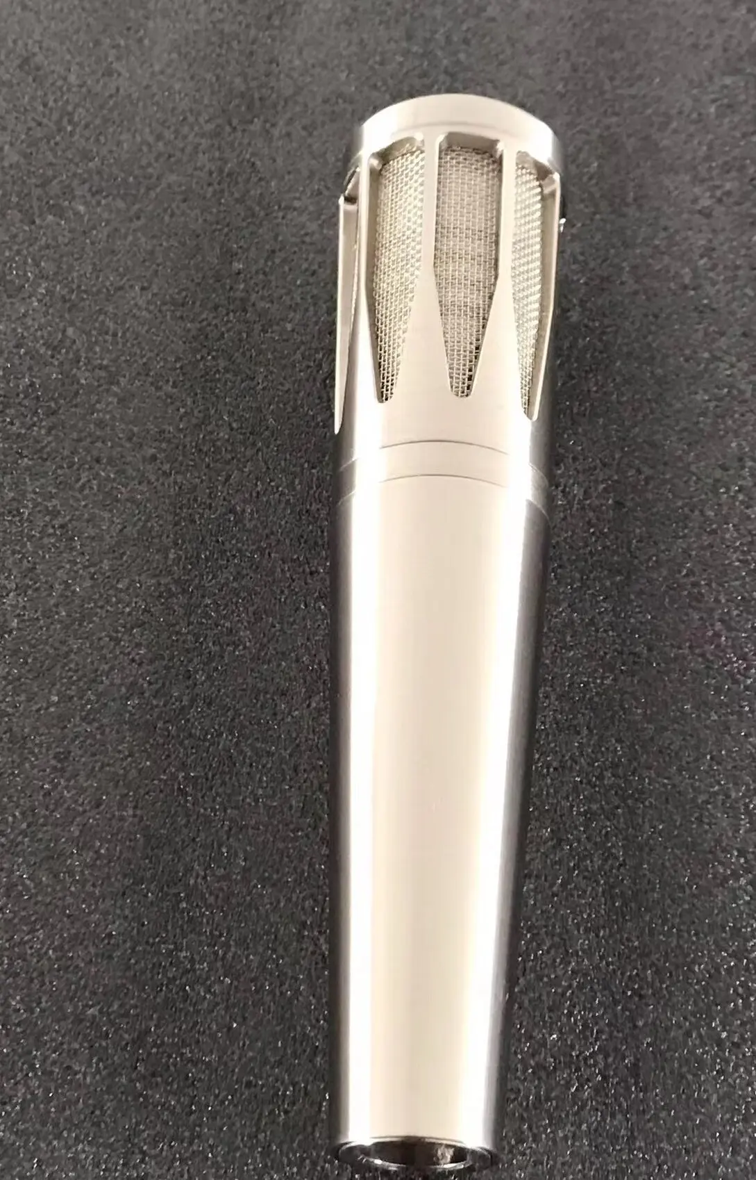 Telefunken 1587 (tf телефункен часы настроить black green) купить от 127,00 руб. Электрическое оборудование на 1rub.ru