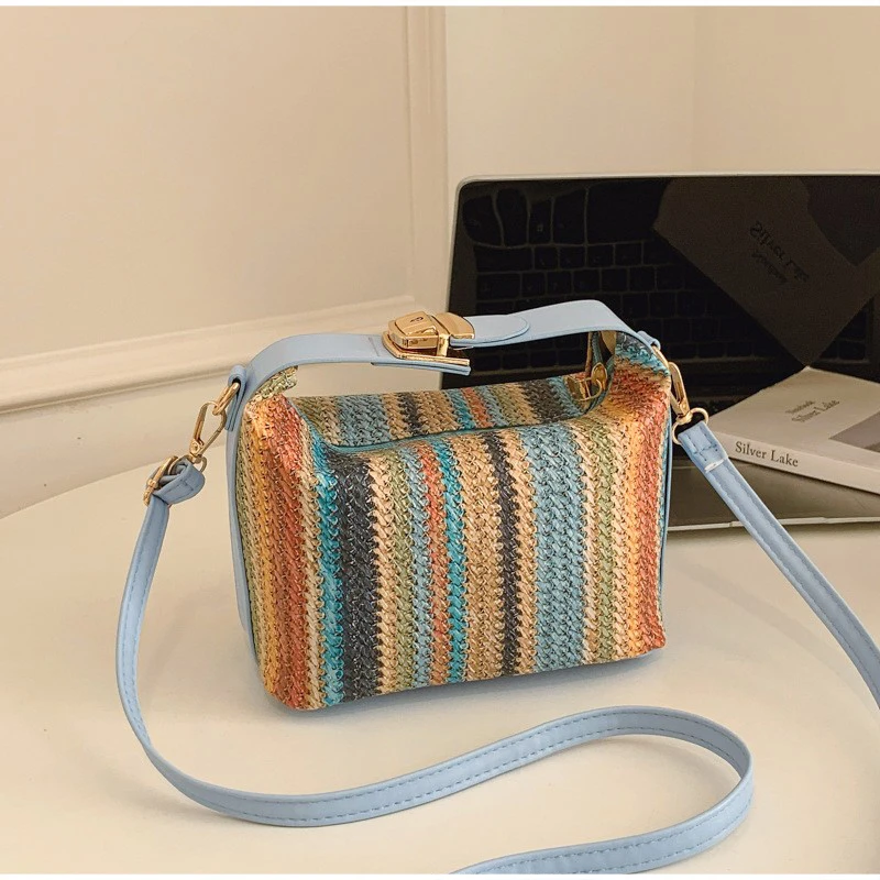 Bolso de almuerzo de verano con rayas y tejido de rafia, bandolera étnica de contraste colorido, bolso de mano tipo clutch de rafia estilo bohemio
