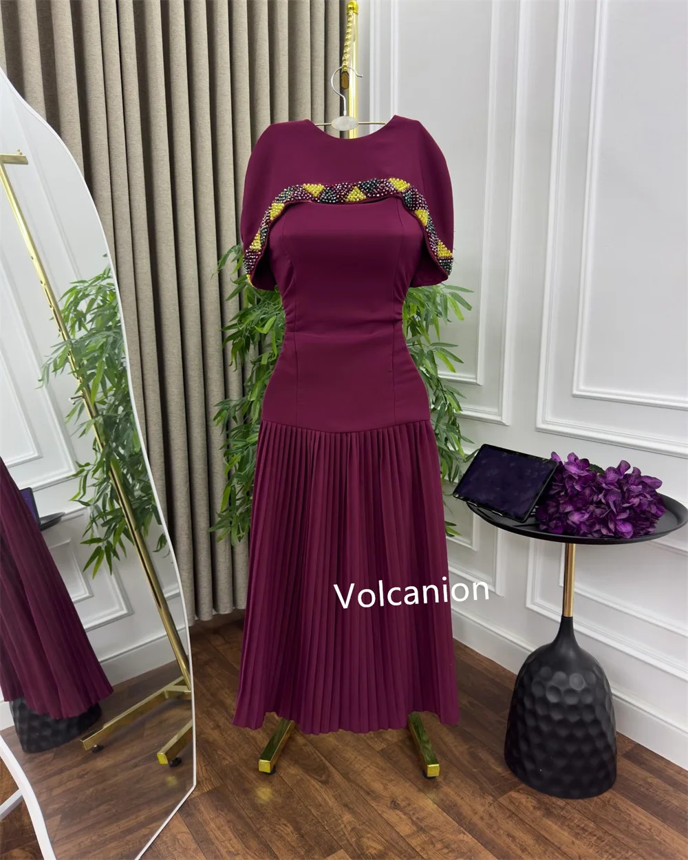 Jersey personalizado con pliegues de diamantes de imitación, línea A, poretrait, vestidos por debajo de la rodilla, ocasión a medida, tallas simples clásicas disponibles