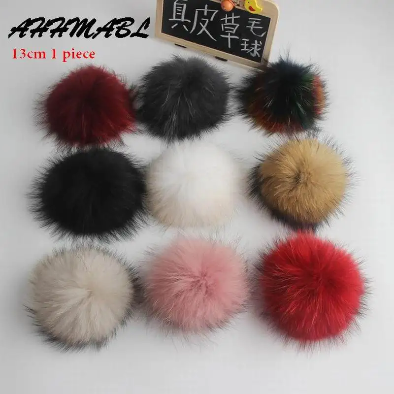 14cm Wholesales Real Raccoon Fur Pompom Pom poms For Hats Winter Beanies Natural  For Kids Women DIY Accessories With Buttons