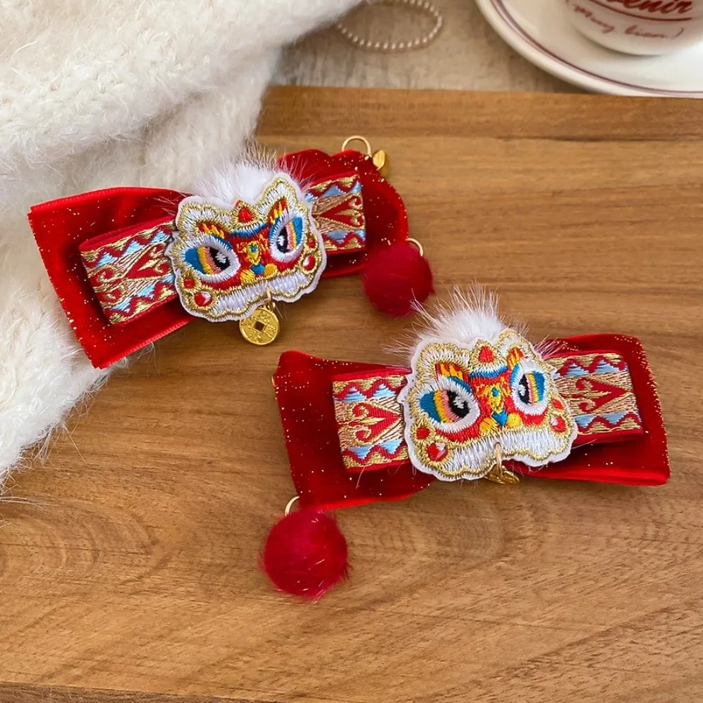 Épingle à cheveux avec pompon chinois danse du Lion, boules rouges en peluche, couvre-chef Kimono japonais, accessoires pour cheveux de fille