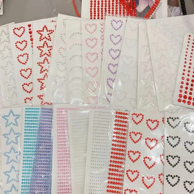 Autocollants en strass autocollants en forme d'étoile et de cœur, pierres faciales à éclat continu pour maquillage de concert, pont nasal et scrapbooking