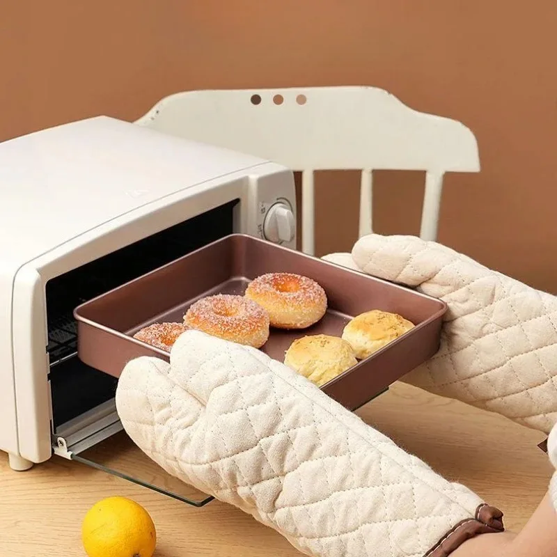 Heat Resistant Oven Mitts Microwave Safe Non Slip Thickened Baking Insulation Protective Gear Cotton Mitts  Anti Steam Scald