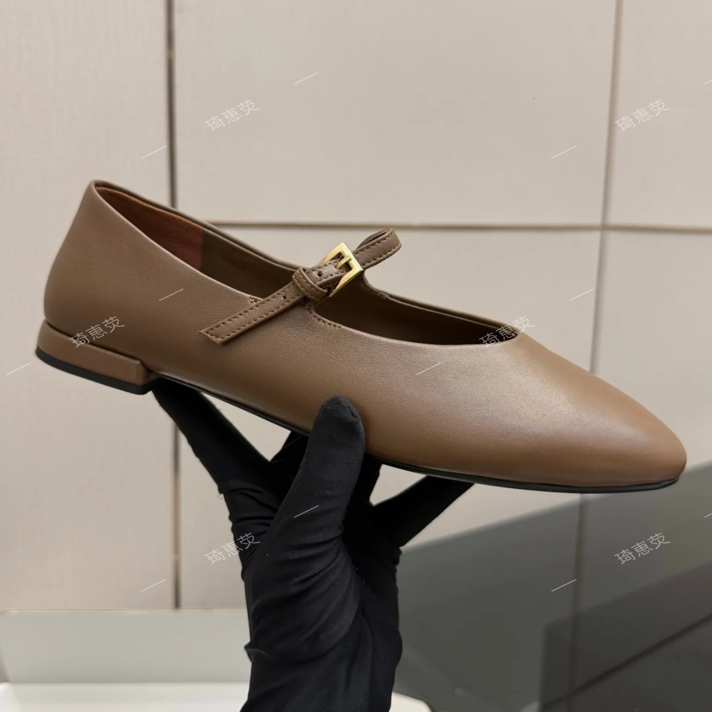 Spring 2026 New Collection: Retro Mary Jane Shoes with a Buckle Genuine Leather Flat Shoes Stylish Low-Top Pumps Bota Feminina