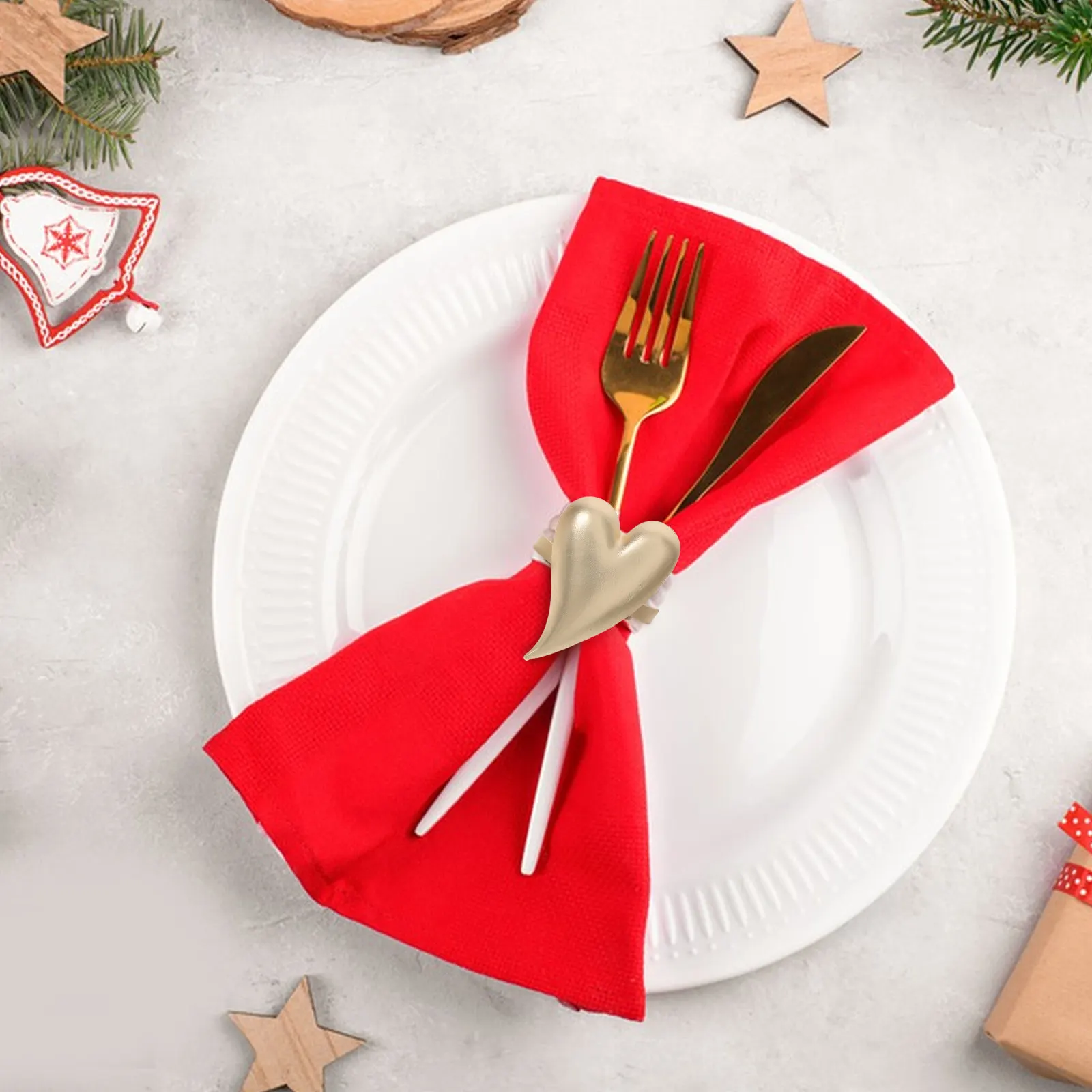 

4Pcs Gold Metal Heart Shape Napkin Rings Reusable Napkin Holder for Valentine's Day Dinner Party Table Serviette Rings